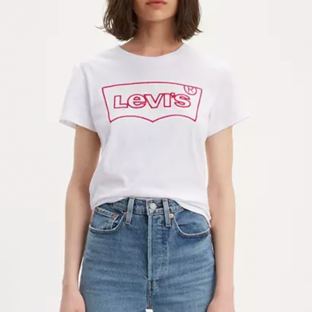 Levi's® Outline Logo Tee Shirt SIZE L
